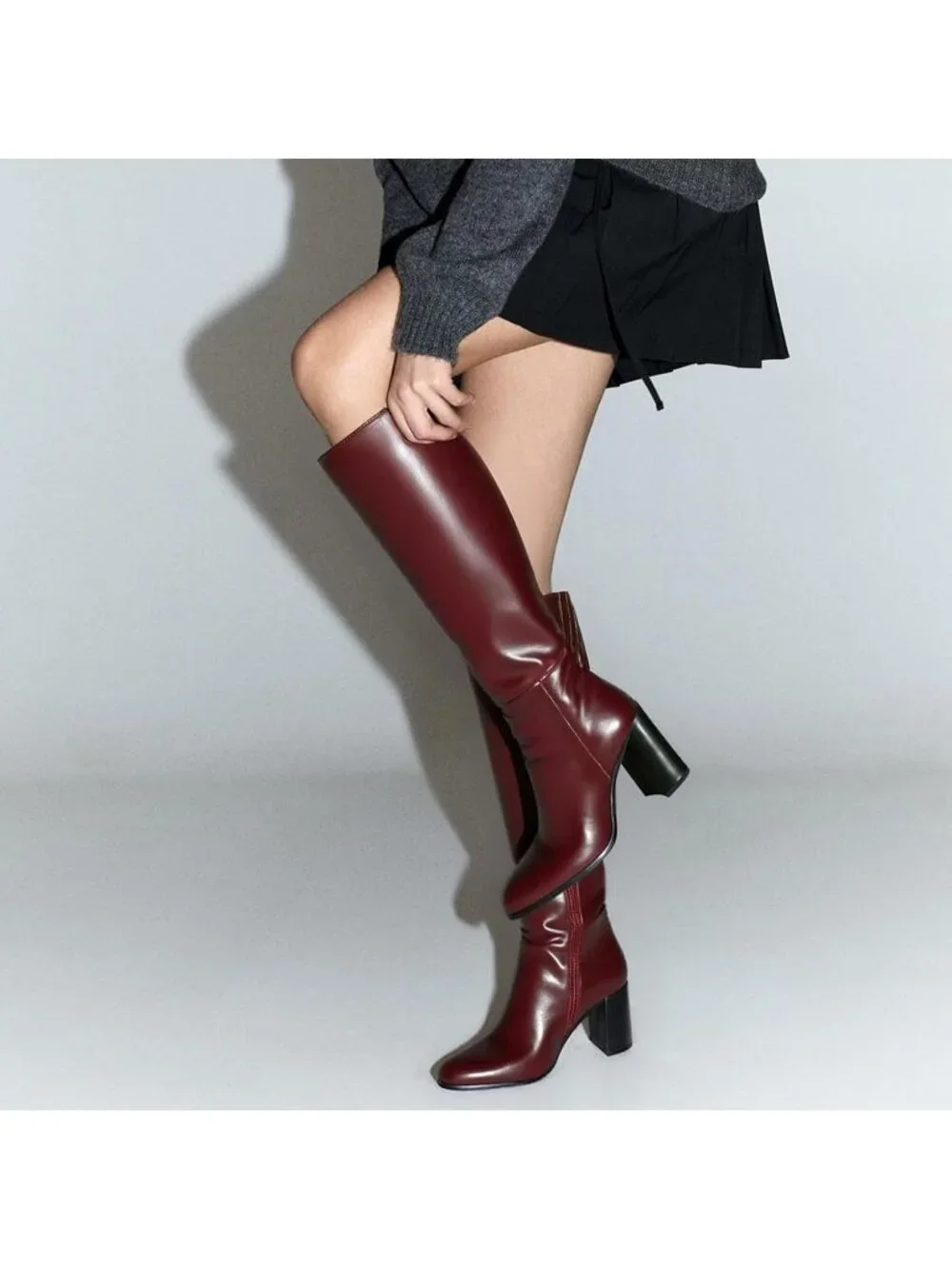 Women Burgundy Knee High Side Zip Fashionable Round Toe Gogo Chunky Heel Boots